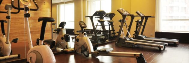 Jak usunąć zapach potu z sali fitness?