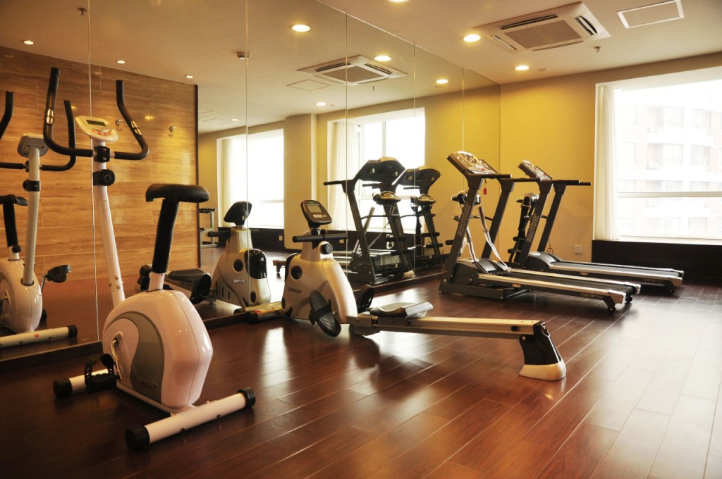 Jak usunąć zapach potu z sali fitness